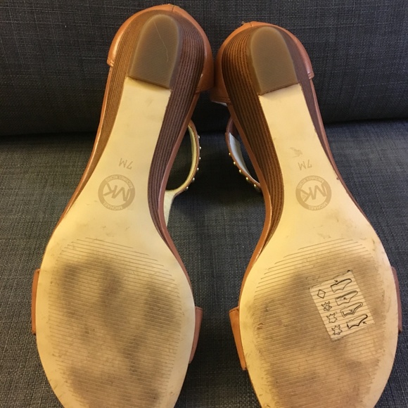 Michael Kors Celena Studded Leather Sandals - sz7 - Picture 6 of 7